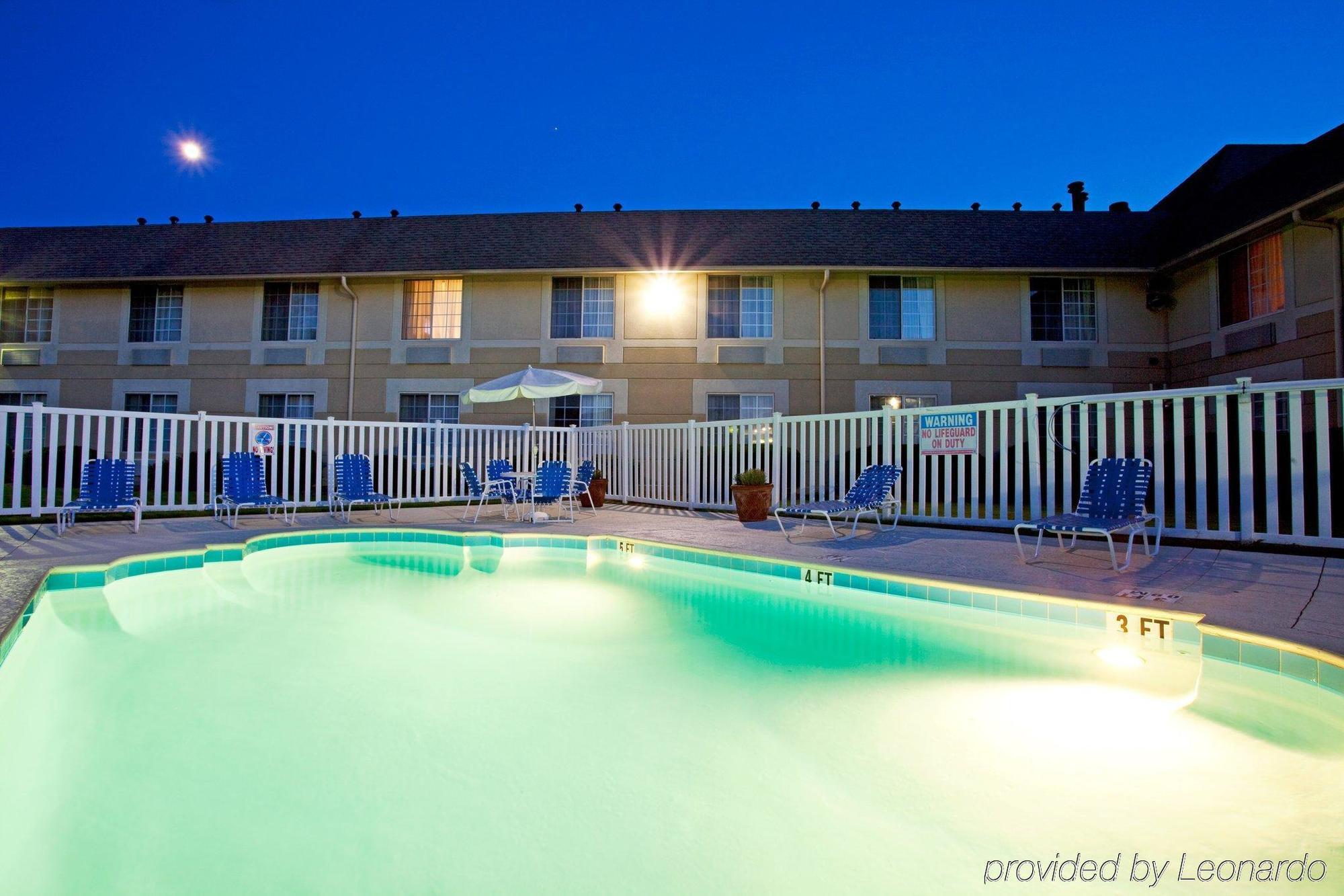 Baymont Inn&Suites Braselton Exterior foto