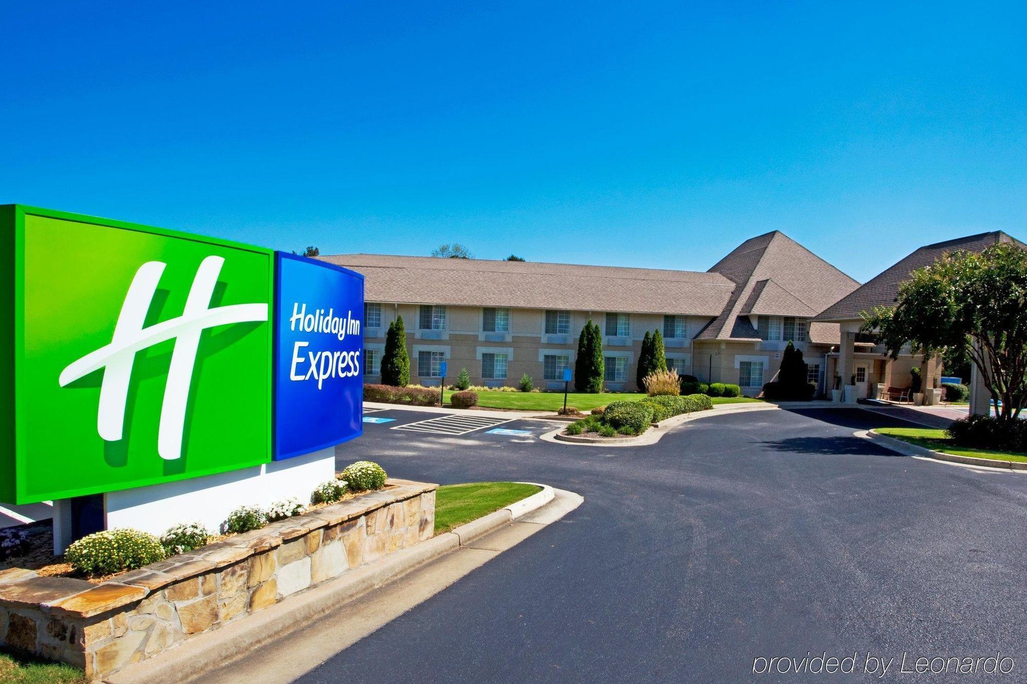 Baymont Inn&Suites Braselton Exterior foto