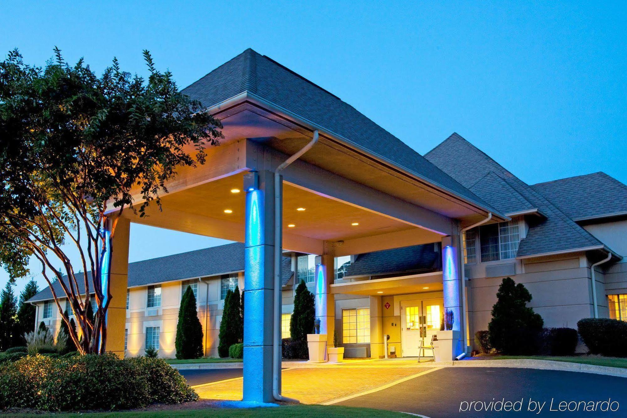 Baymont Inn&Suites Braselton Exterior foto